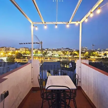 Appartamento Latidos De Triana - Atico Con Vistas A Todo Siviglia